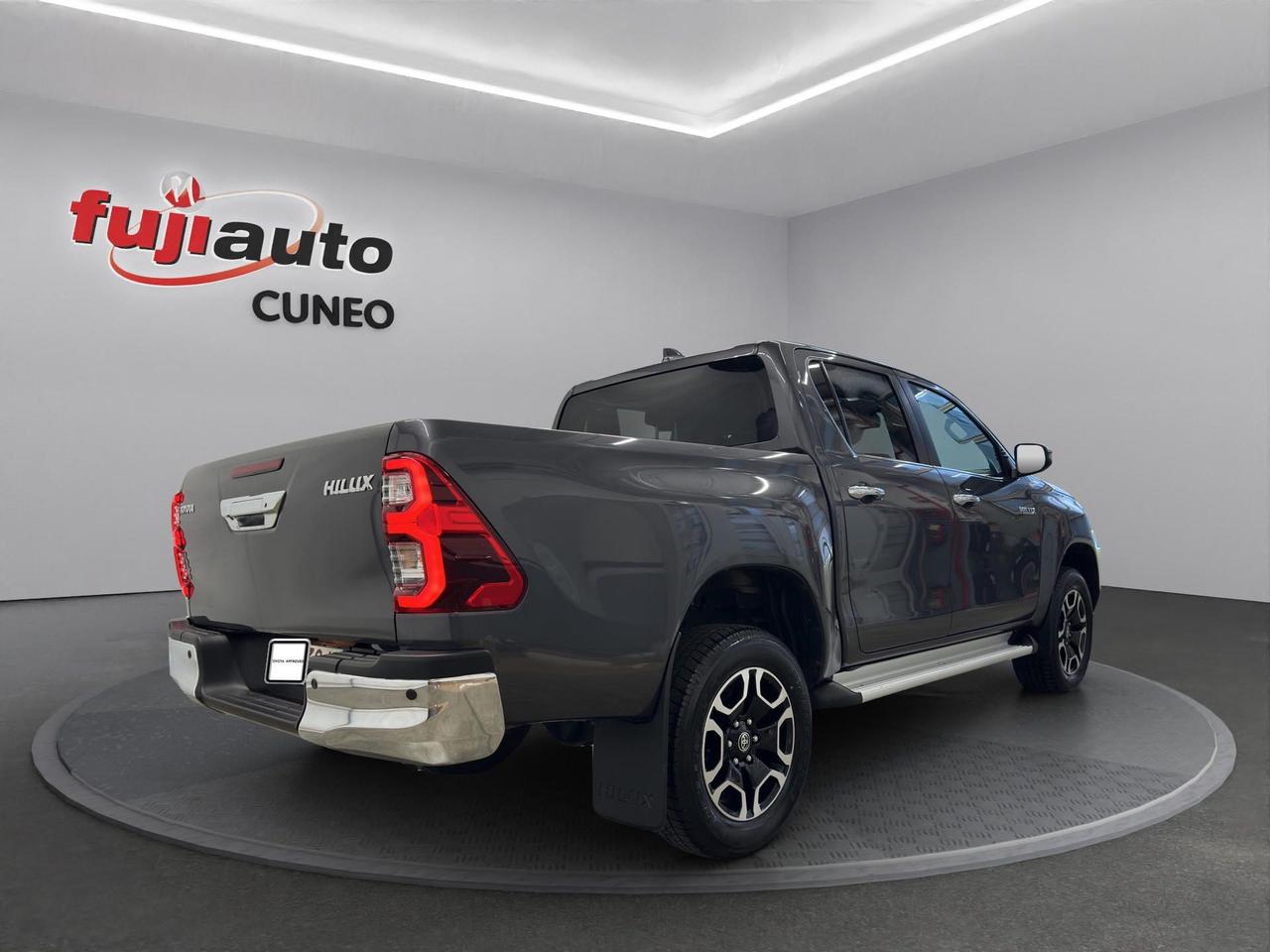 Toyota Hilux 2.4 d-4d M DC 4WD EXECUTIVE