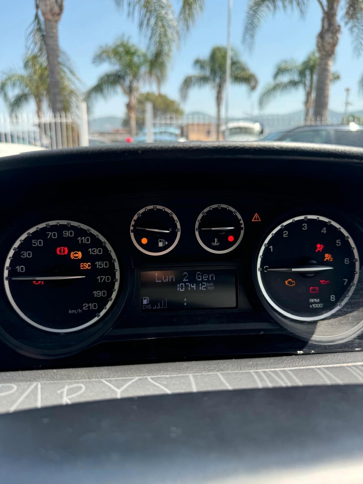 Lancia Ypsilon 0.9 TwinAir 85 CV 5 porte Metano Ecochic Elefantino
