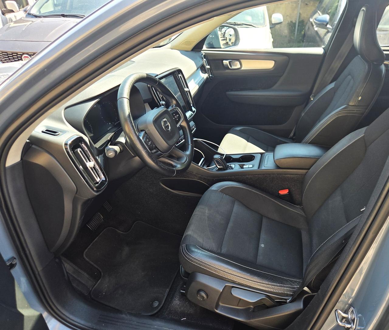 Volvo XC40 D3 AWD AUTOM. FULL KM 107000 BEN TENUTA