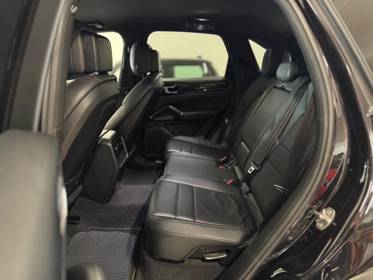 Porsche Cayenne 3.0 V6
