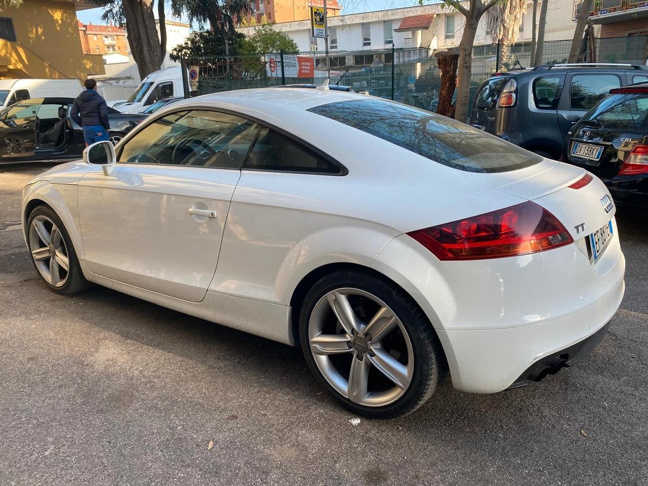 Audi TT Coupé 2.0 TDI quattro Advanced