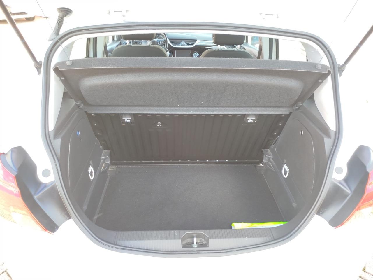 Opel Corsa 1.4 90CV GPL Tech 5 porte Innovation