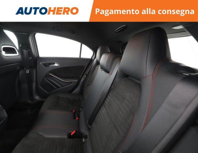 MERCEDES-BENZ A 180 d Automatic Premium