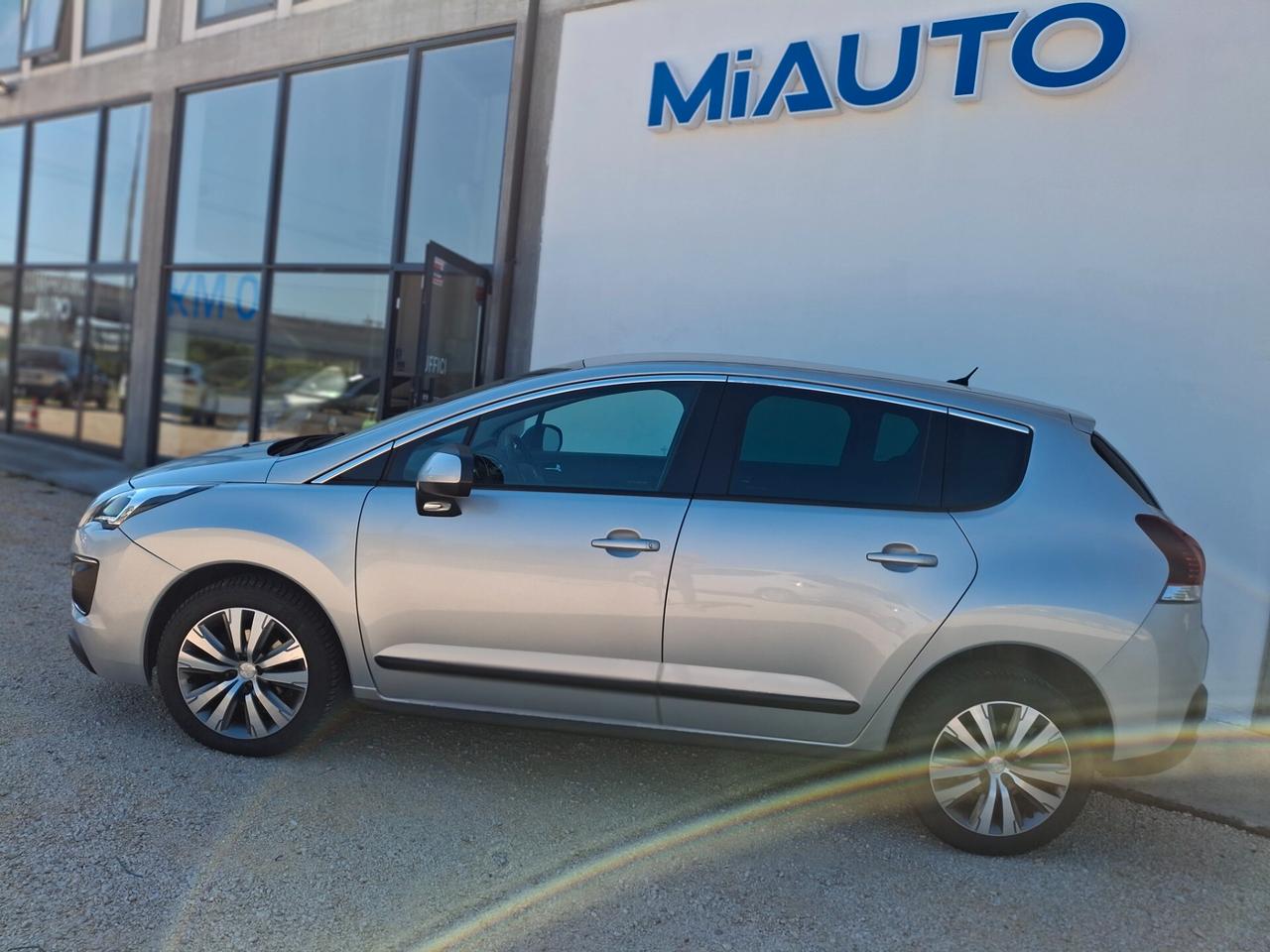 Peugeot 3008 , 1.6HDi Allure