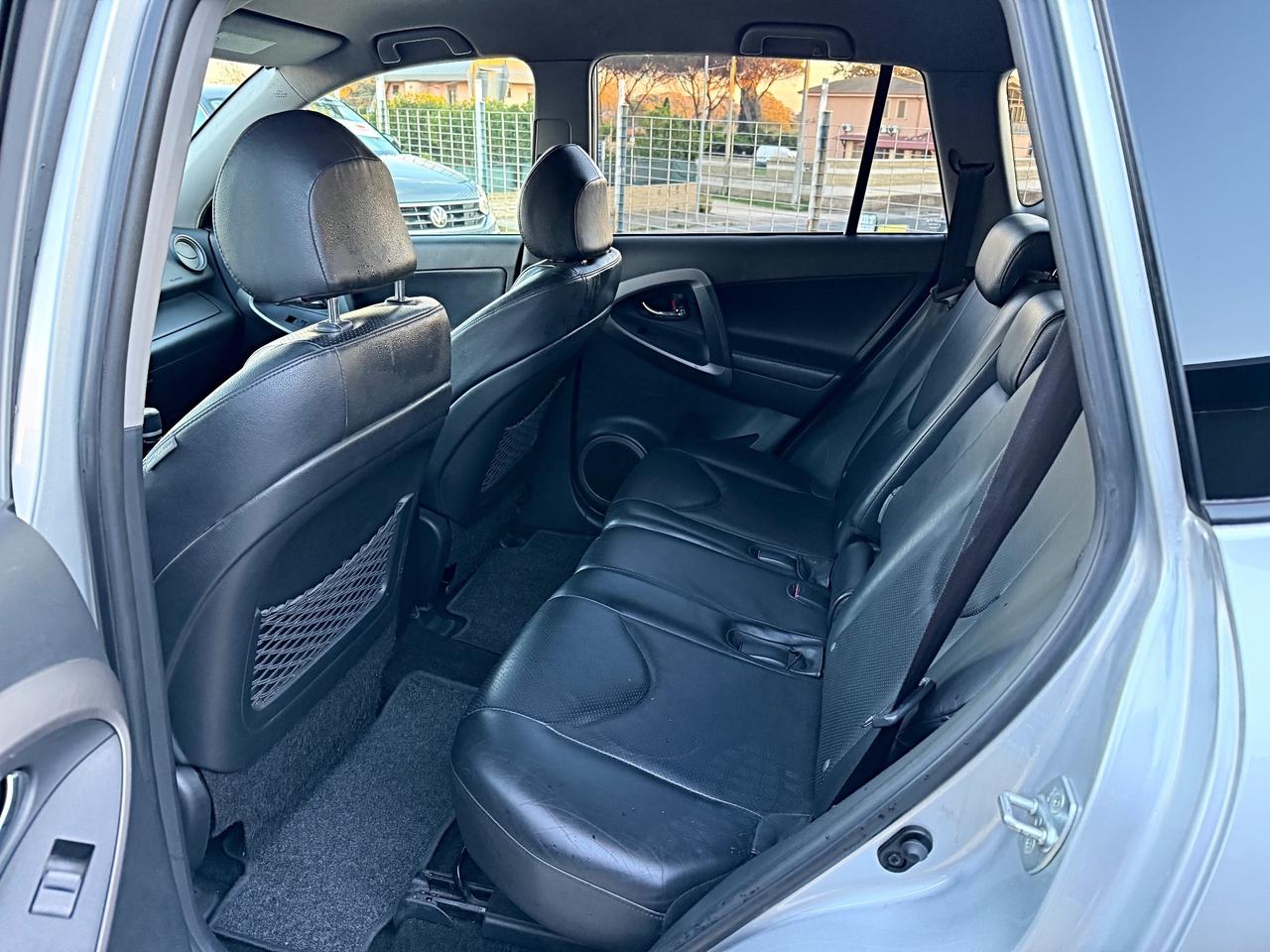 Toyota RAV 4 RAV4 Crossover 2.2 D-Cat 177 CV Luxury Garanzia 12 Mesi