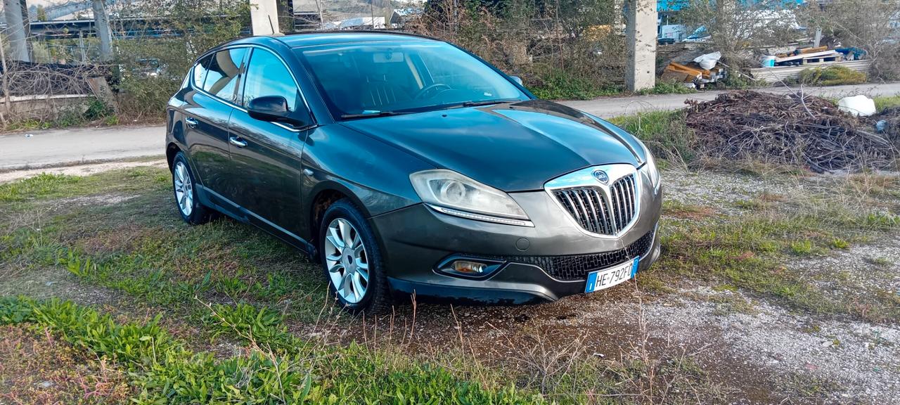 Lancia Delta 1.6 MJT DPF Platino