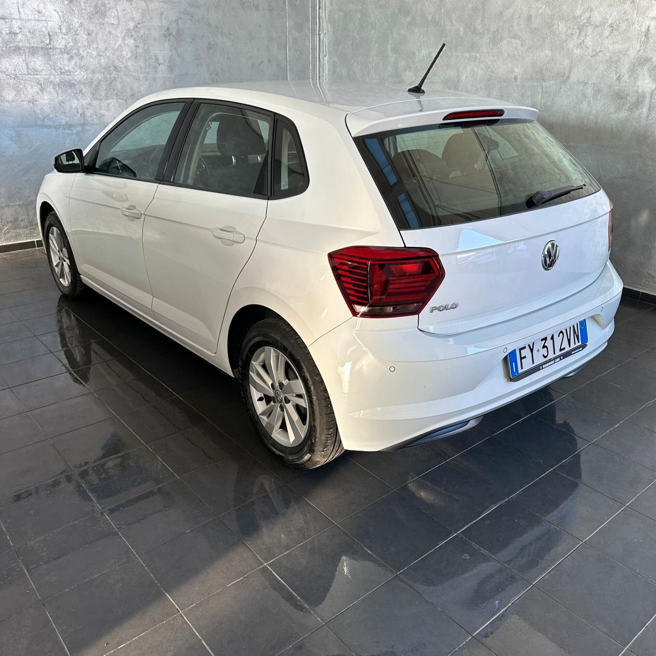 Volkswagen Polo 1.6 TDI 95 CV DSG 5p. Sport NEOPATENTATI