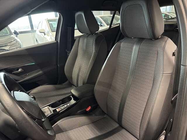 Peugeot 2008 1.2 PureTech 100 CV Allure Pack