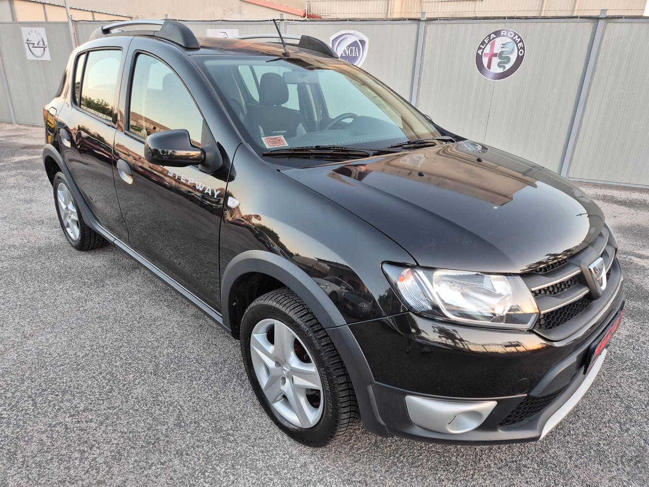 Dacia SANDERO STEPWAY 1.5 dCi 90CV RESTAYLING 2015 FULL