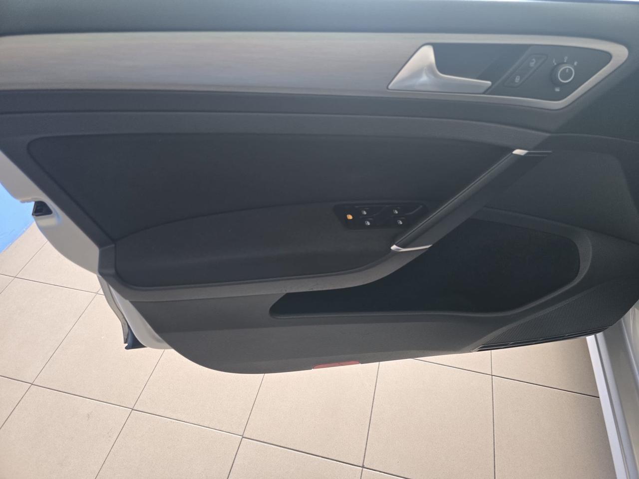 Volkswagen Golf 1.2 TSI 110 CV 5p. Comfortline BlueMotion Technology