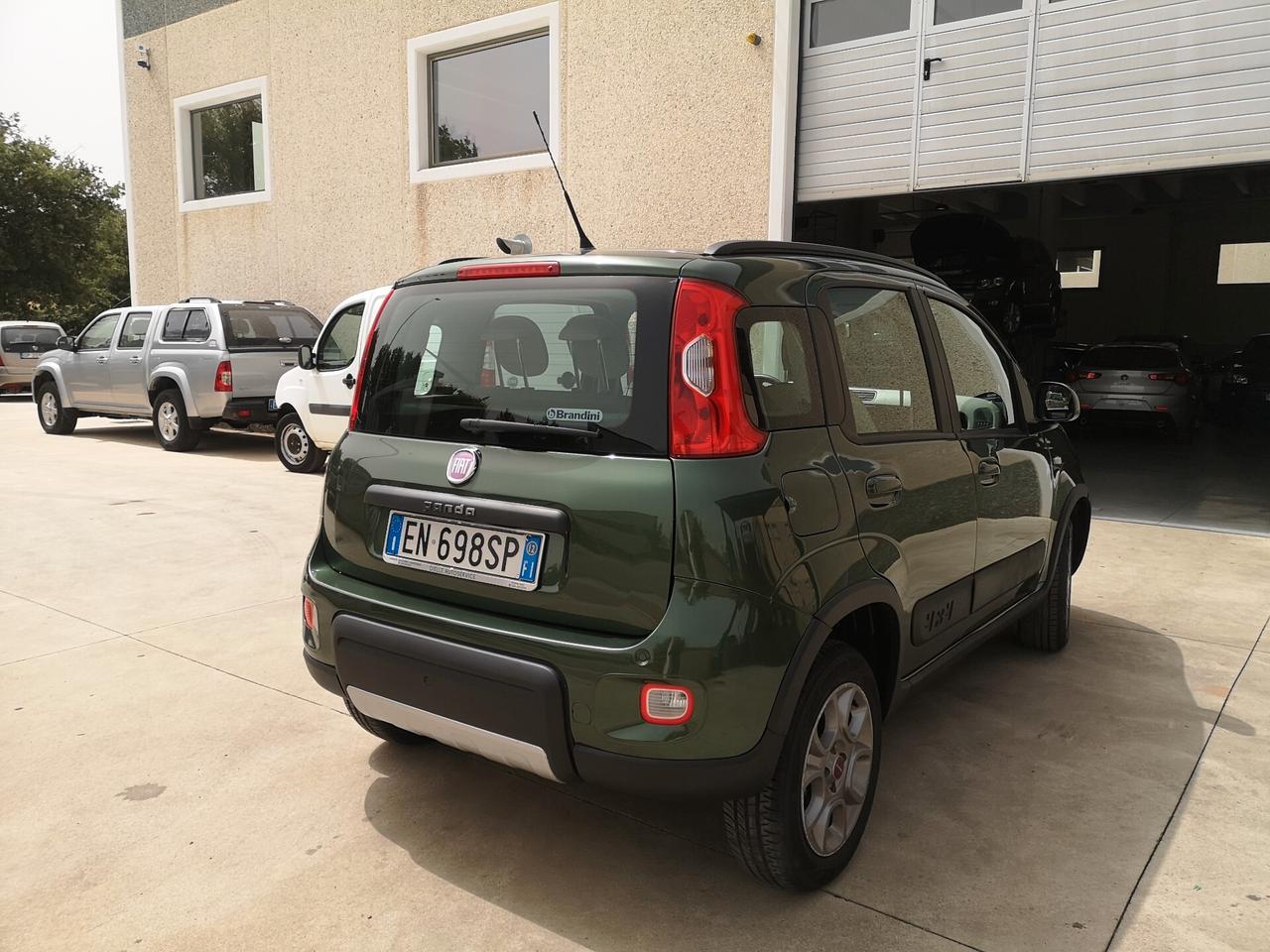 Fiat Panda 1.3 MJT 16V DPF 4x4 Climbing