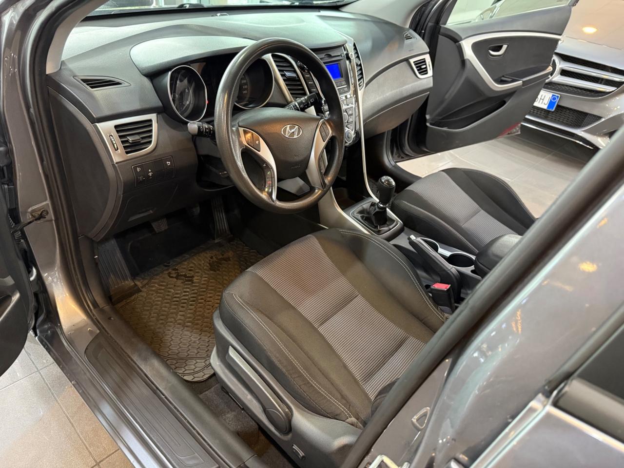 Hyundai i30 1.6 CRDi 5p. Classic