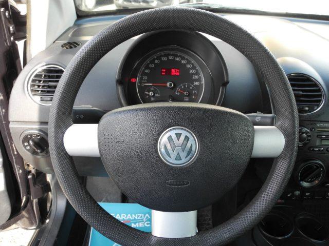 VOLKSWAGEN New Beetle 1.4 16v Cabrio - OK NEOPATENTATI - "DA VETRINA"