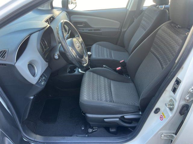 TOYOTA Yaris 1.4 D-4D 5 porte Lounge 1 PROP AUTO X NEOPATENTATI