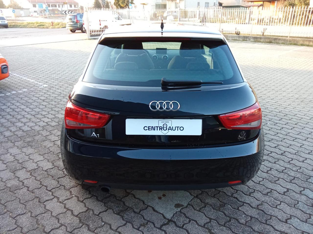 Audi A1 1.6 TDI 105 CV Ambition LEGGERE DESCRIZIONE - SOLO OP. SETTORE