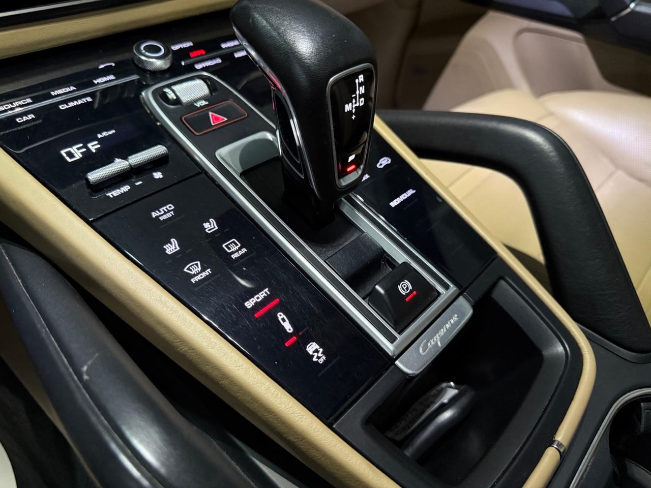 Porsche Cayenne 3.0 V6 TETTO/PASM/MATRIX IPERFULL2019