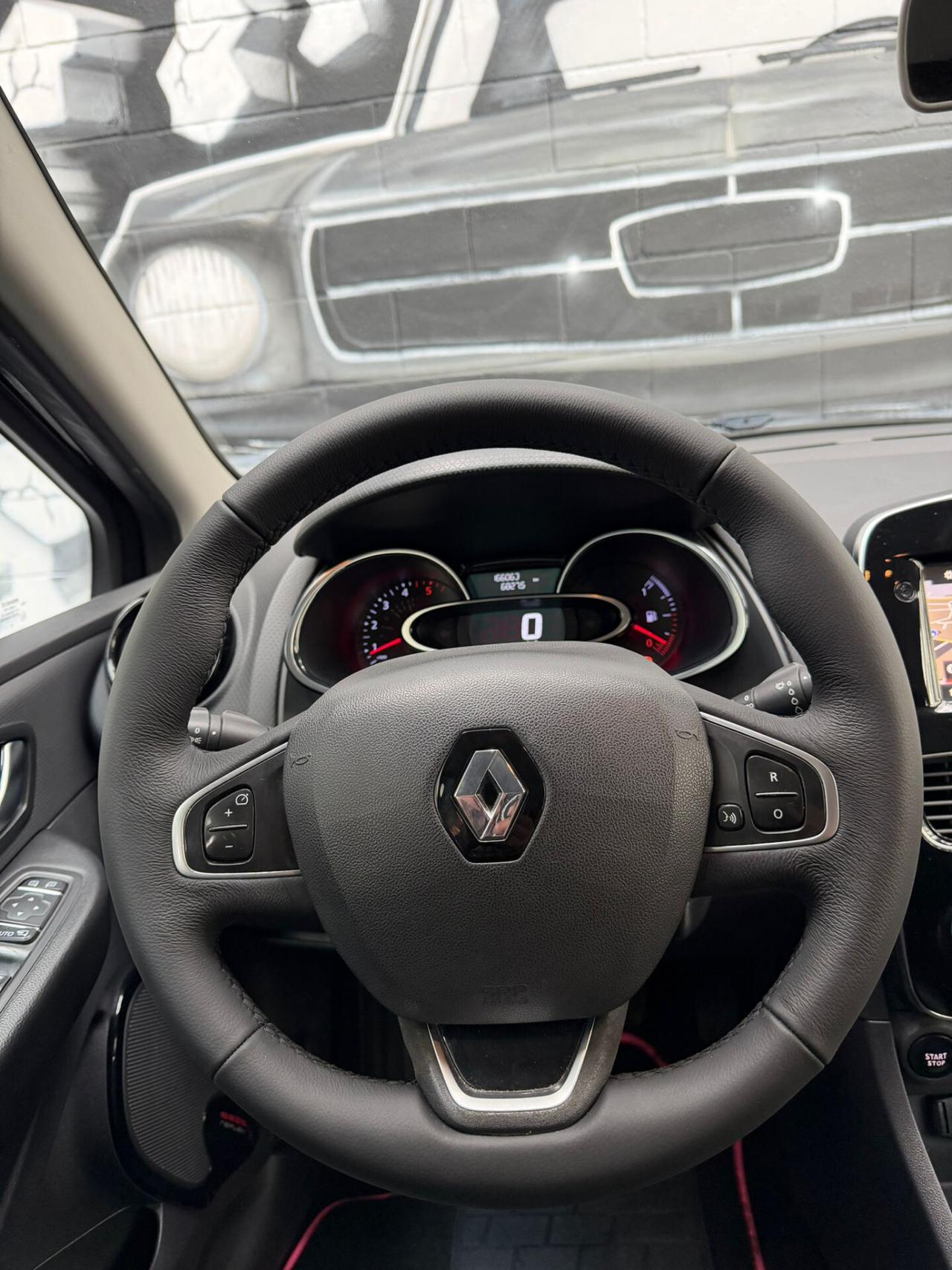 Renault Clio dCi 8V 75 CV Start&Stop 5 porte Energy Intens