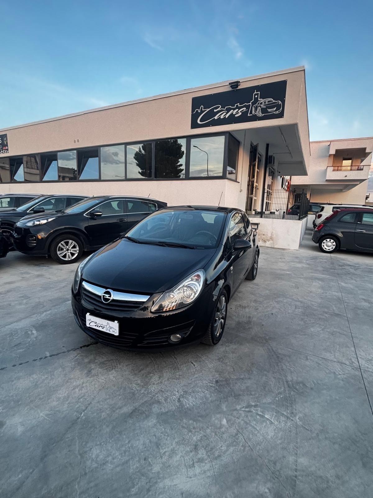 Opel Corsa 1.2 80CV 3 porte GPL-TECH Club