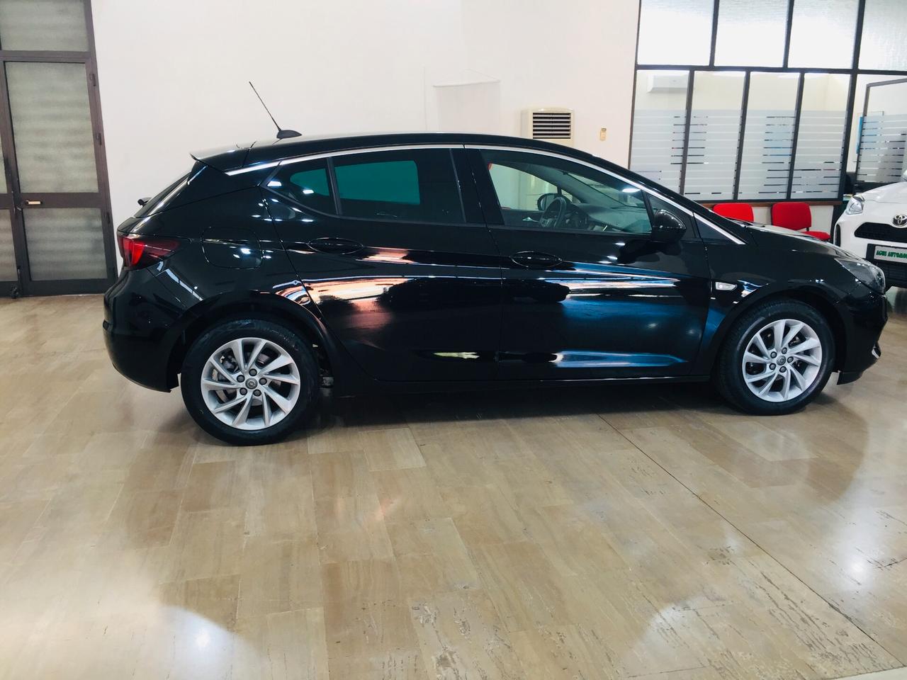 OPEL Astra 1.5 CDTI 122 CV 5P. Business Elegance