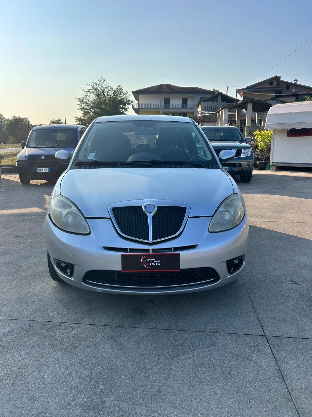 Lancia Ypsilon 1.2 Argento