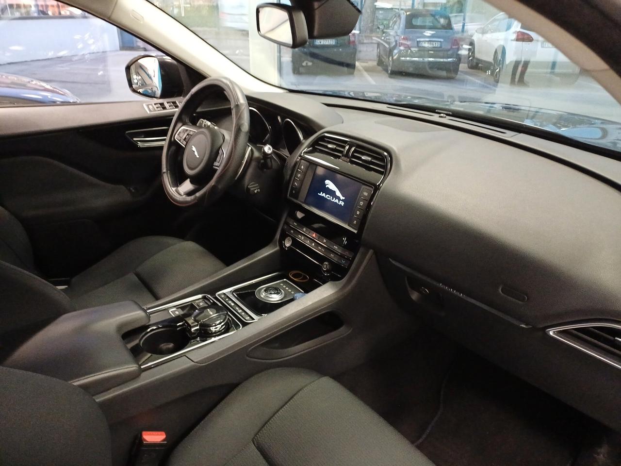 Jaguar F-Pace 2.0 D 180 CV AWD aut. Portfolio