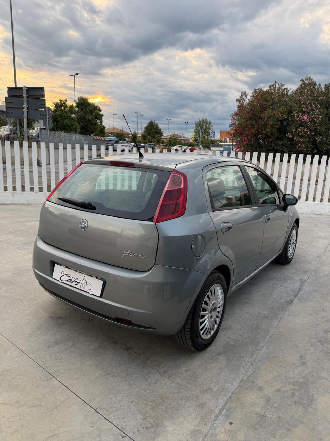 Fiat Grande Punto 1.3 MJT 75 CV 5 porte Dynamic
