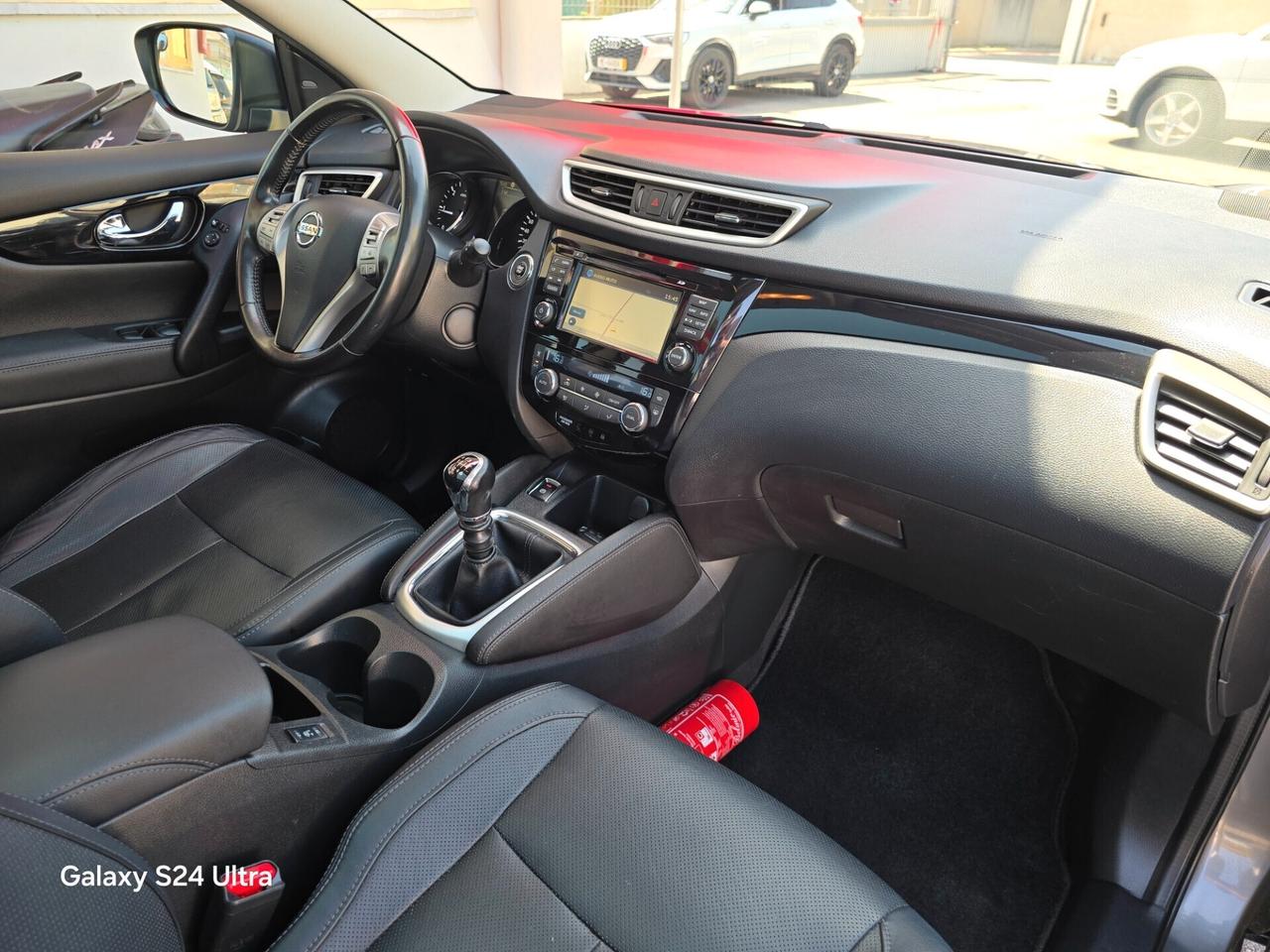 Nissan Qashqai 1.5 dCi Tekna Panorama 360