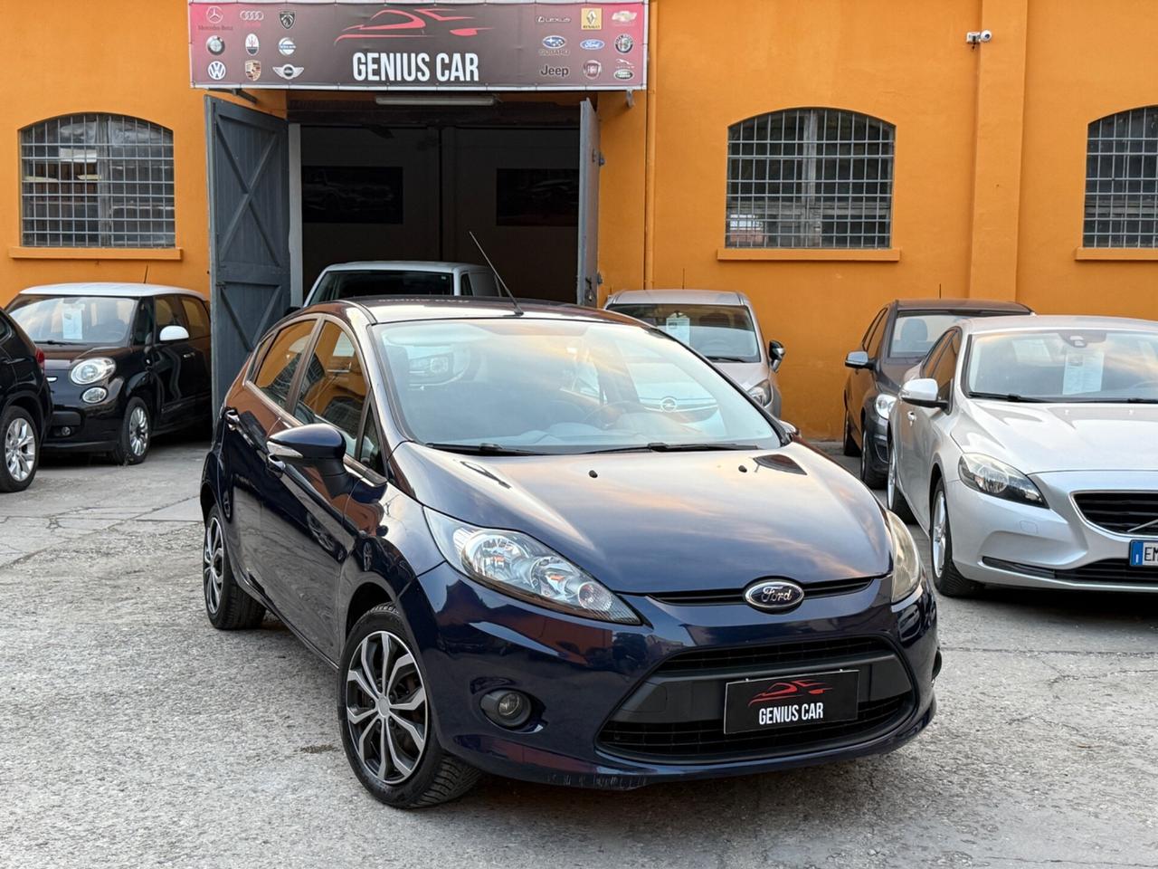 Ford Fiesta 1.4 5P GPL