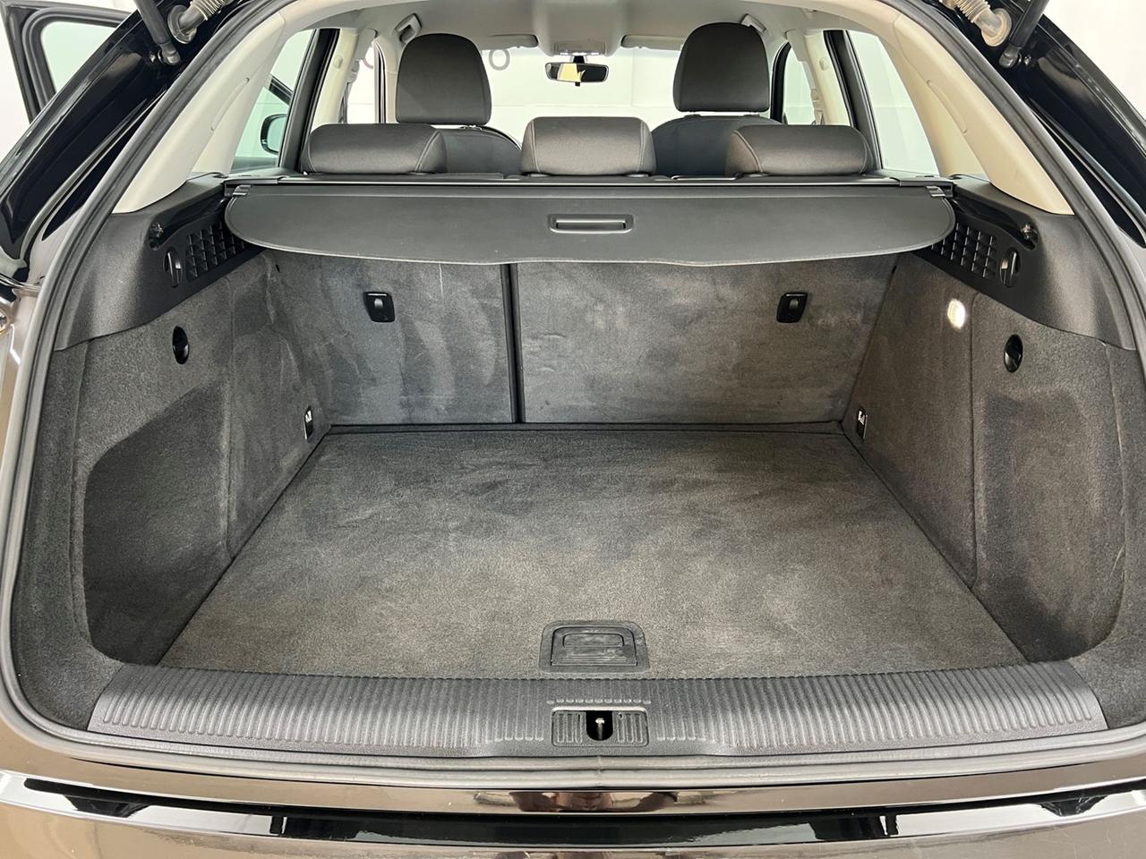 AUDI Q3 I 2015 Q3 2.0 tdi Business 120cv