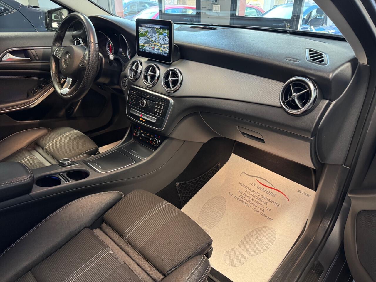 Mercedes-benz GLA 200 d Automatic Sport Tetto apribile