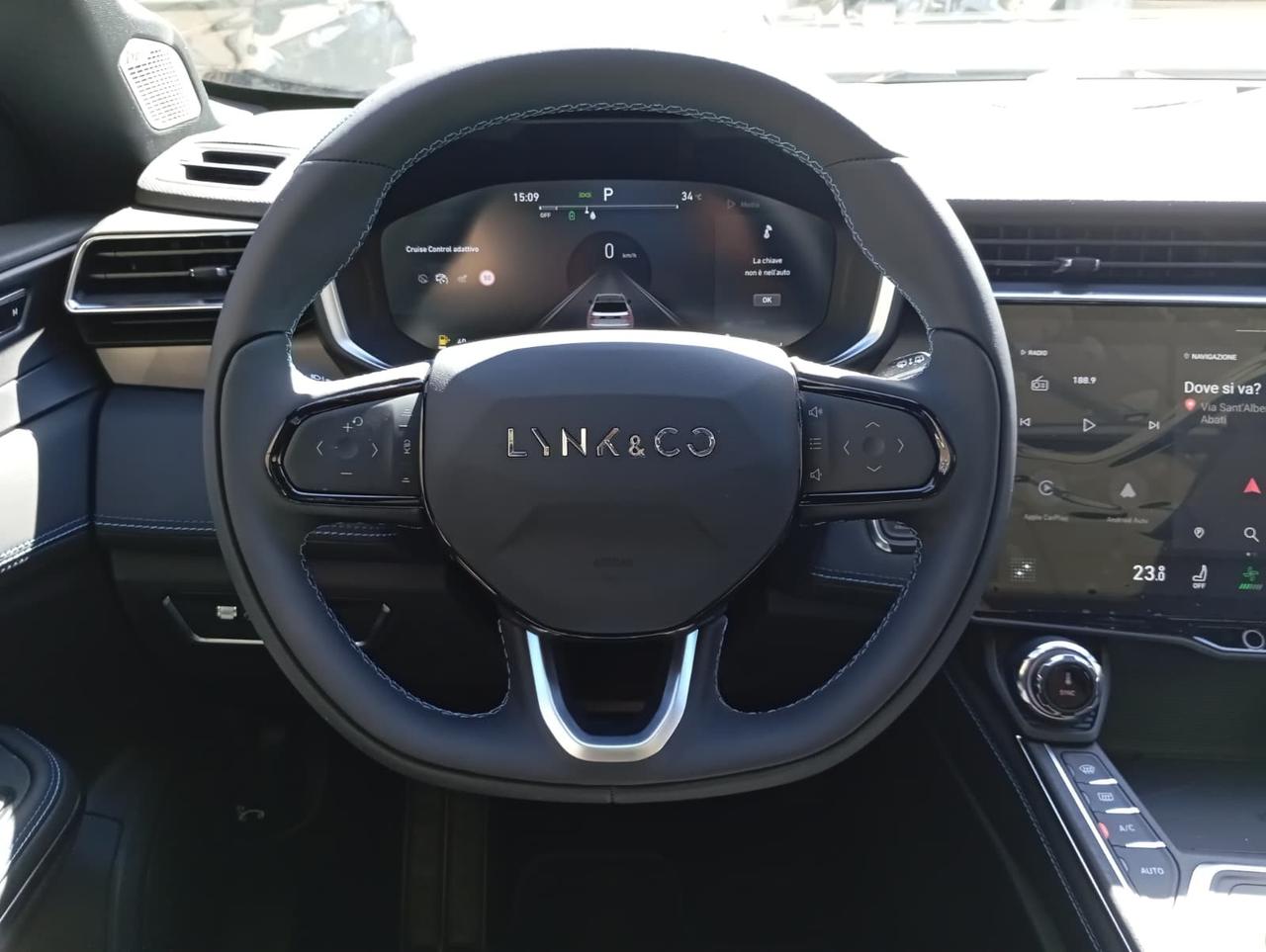 Lynk & Co 01 - 01 1.5 td phev auto