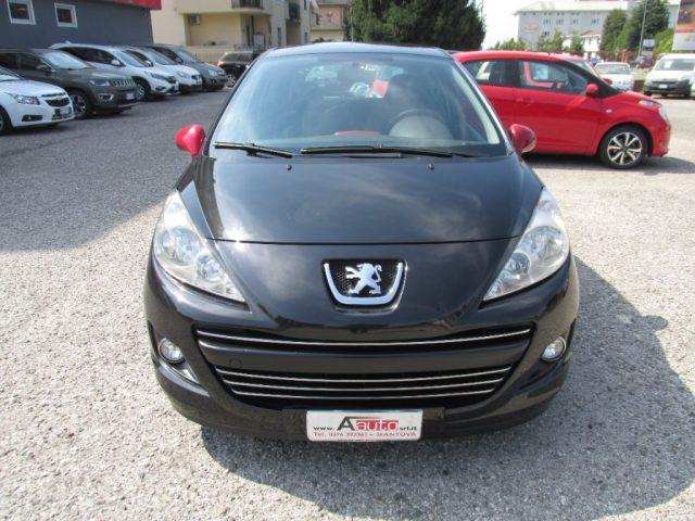 PEUGEOT 207 1.4 HDi 70cv FAP 3p. -Ok Neopatent.- UniPropriet.