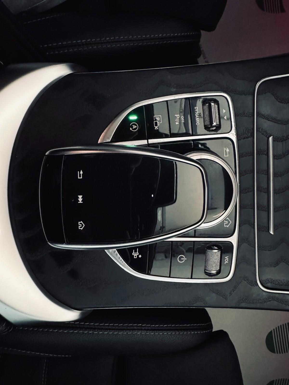 Mercedes-benz C 220 d Auto 4Matic Coupé Premium