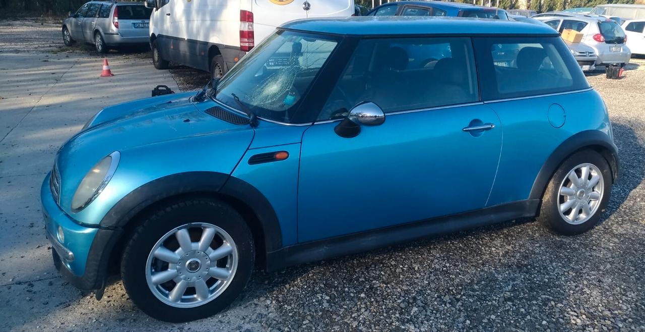 Mini Mini 1.4 tdi One D de luxe