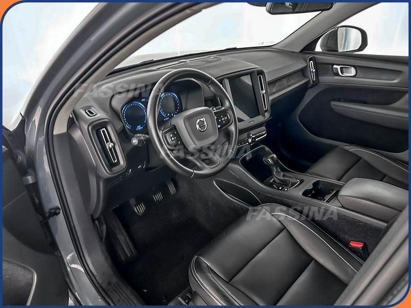 Volvo XC40 XC40 T2 Momentum Core