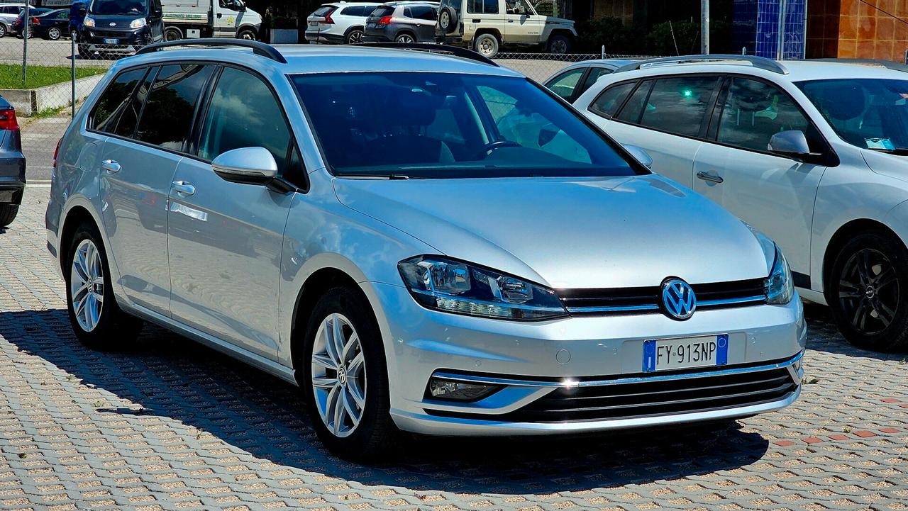 Volkswagen Golf 2.0 TDI DSG BlueMotion Technology