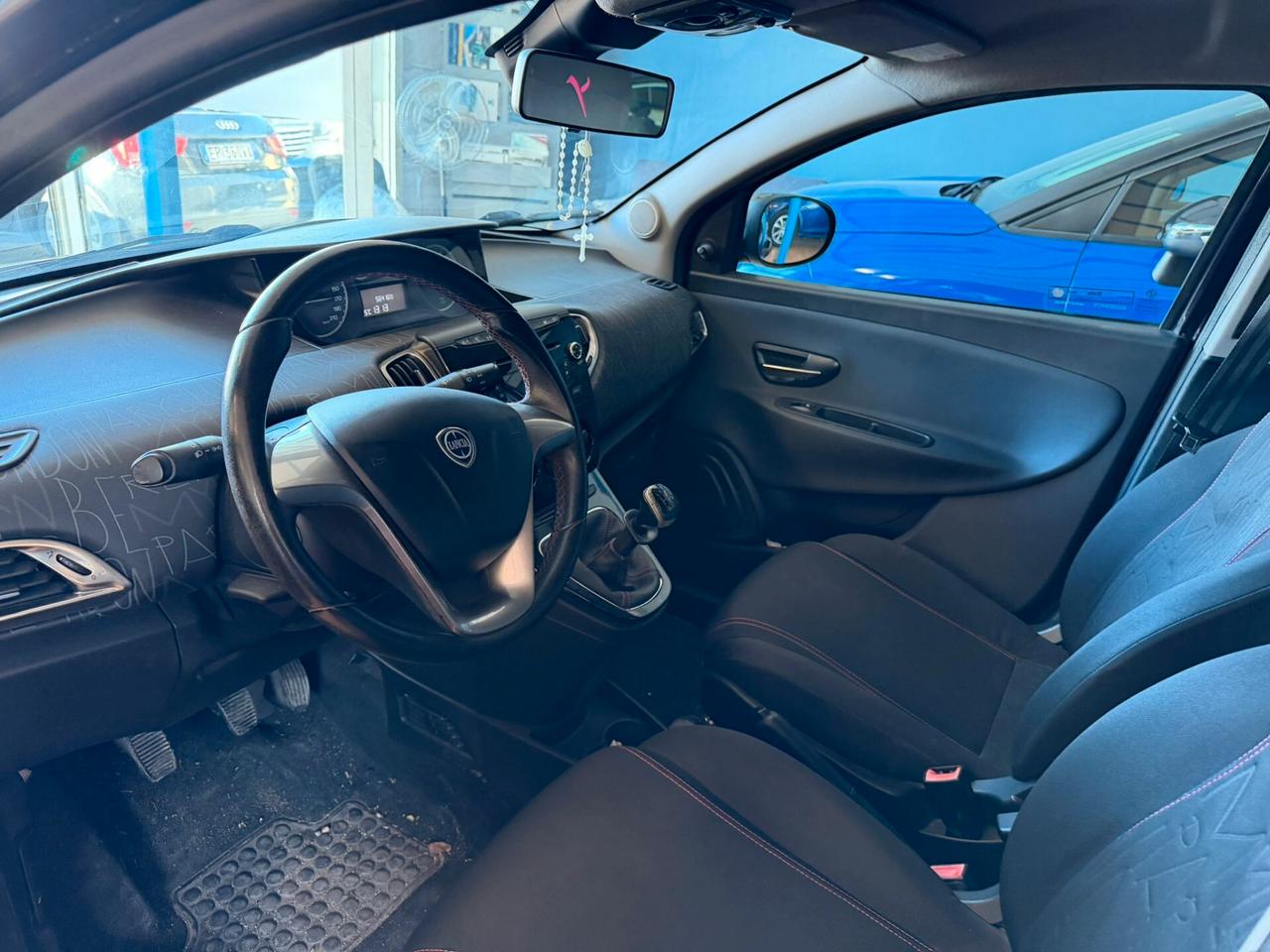 Lancia Ypsilon 1.2 69 CV 5 porte BENZINA