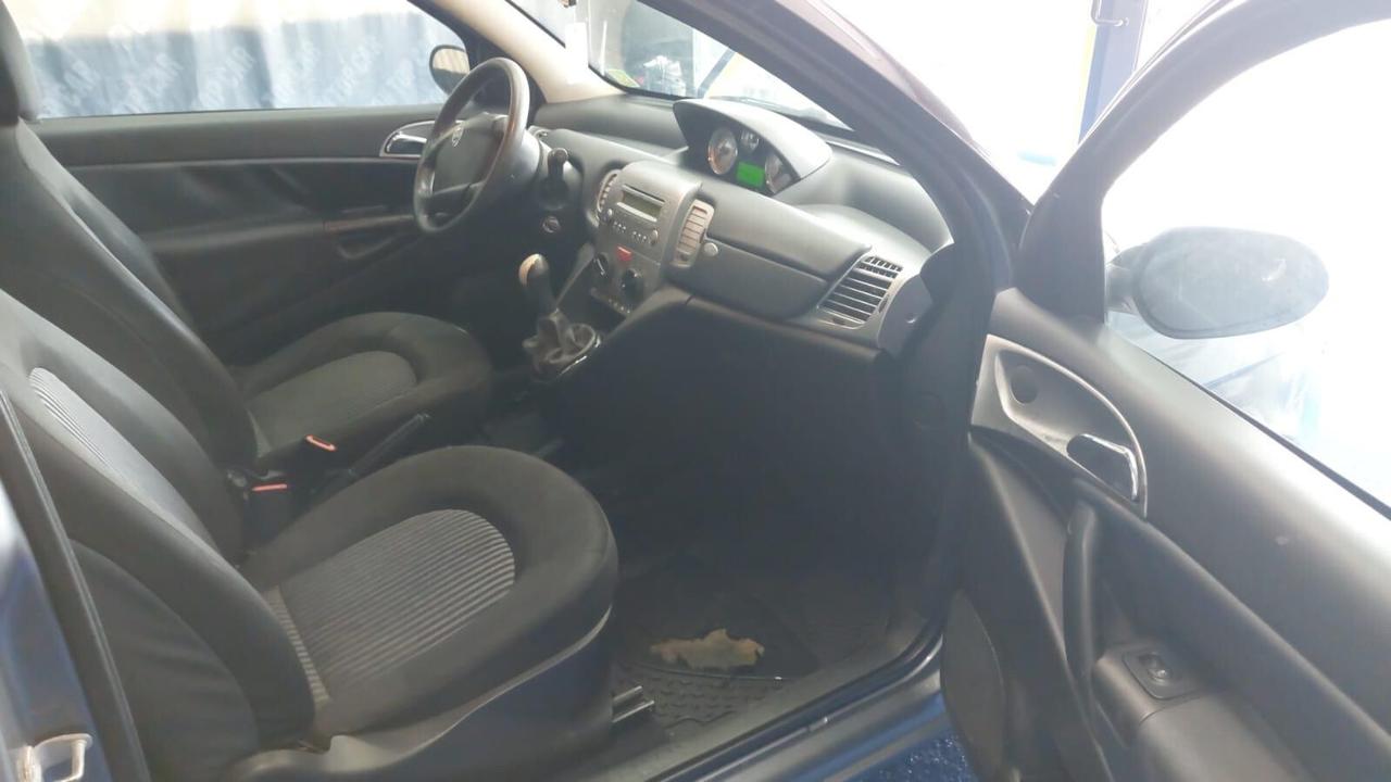 Lancia Ypsilon 1.3 MJT 75 CV o.c.c.a.s.i.o.n.e.