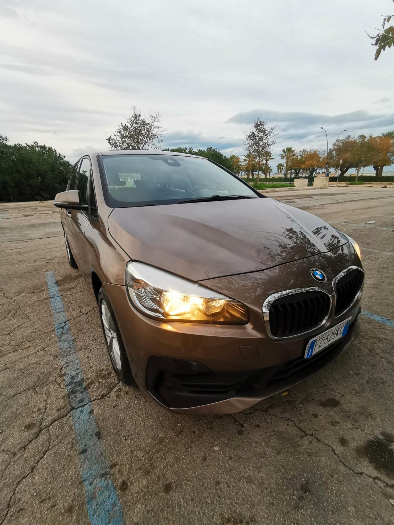 Bmw 216 Active Tourer Luxury autom. 12/2019