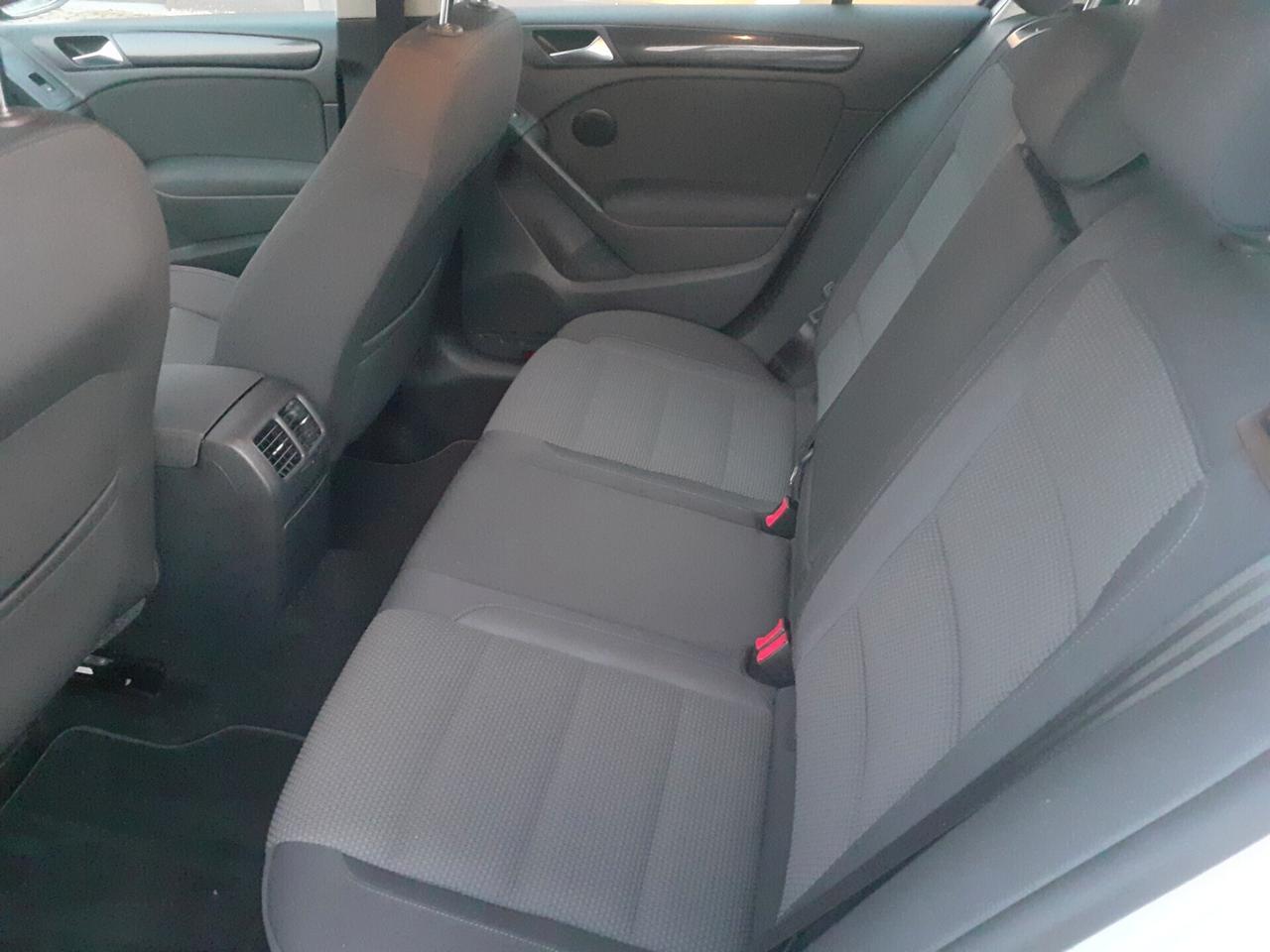 Volkswagen Golf 1.6 TDI DPF 5p. Highline