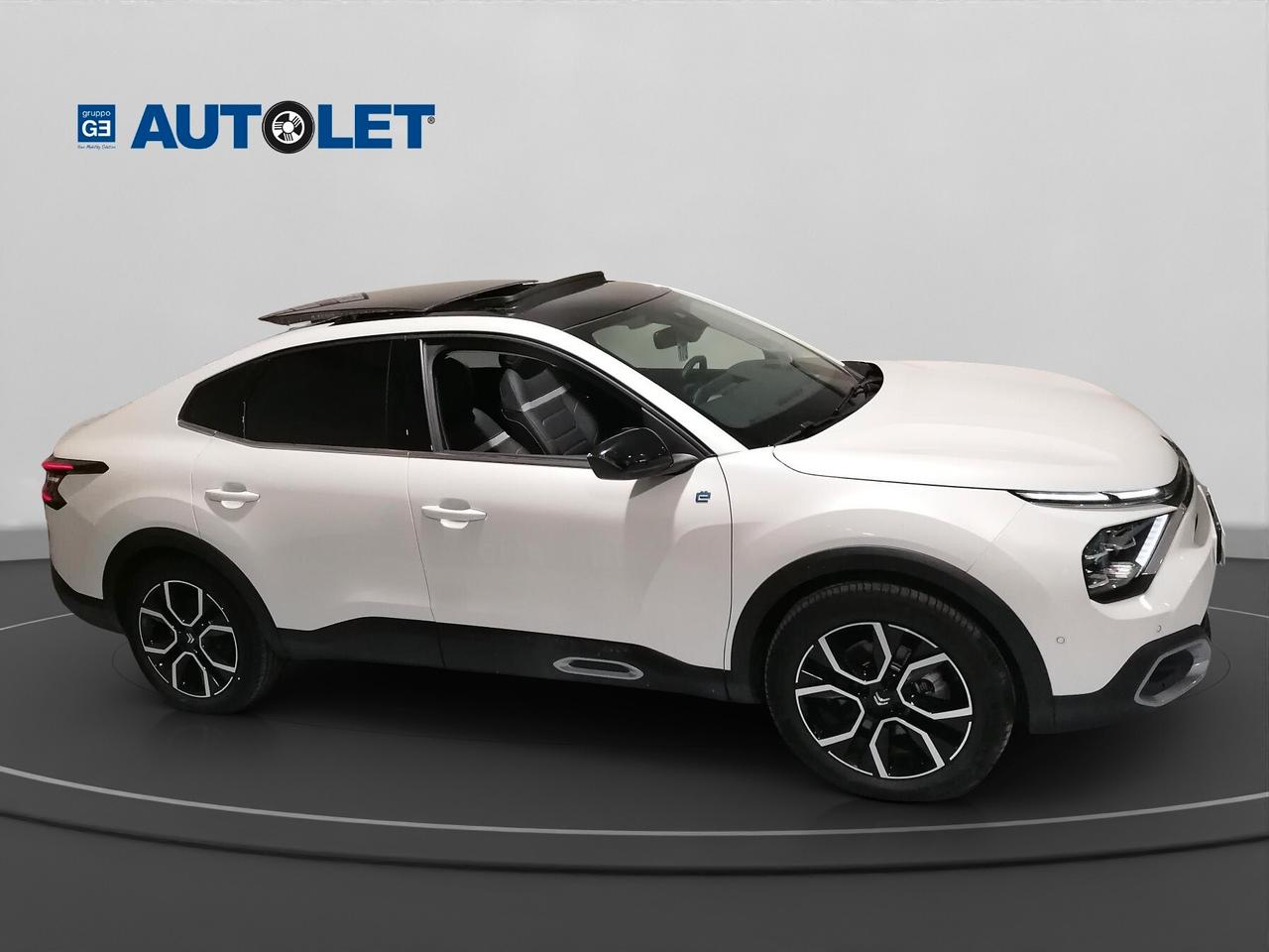 Citroen C4 X e-C4 X motore elettrico 136 CV Shine