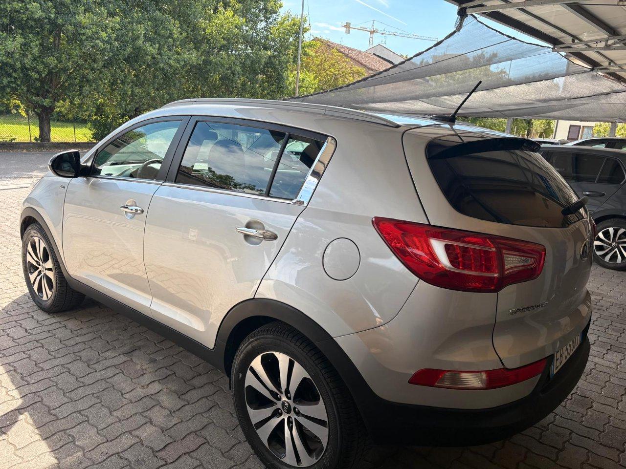 Kia Sportage 2.0 d-cvvt Class awd PANORAMA CAMERA