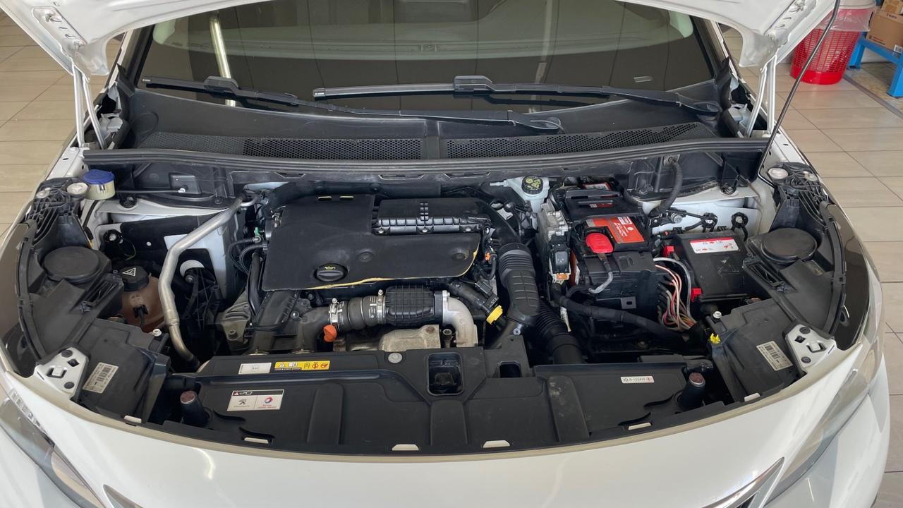 Peugeot 3008 BlueHDi 120 S&S EAT6 Allure