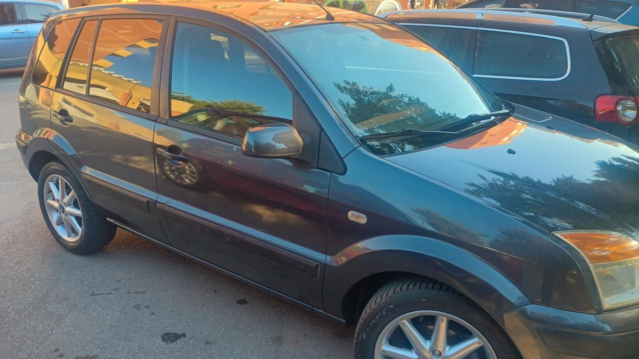 Ford Fusion 1.4 TDCi 5p. Titanium