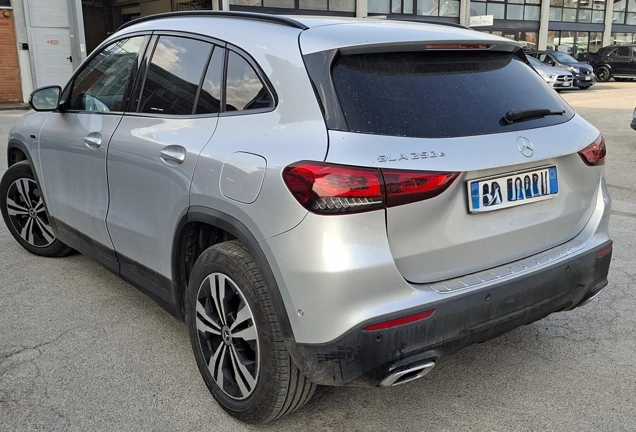 Mercedes benz GLA 250 e EQ-Power Automatic Sport iva