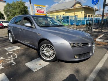 Alfa Romeo 159 2.0 JTDm Sportwagon Distinctive