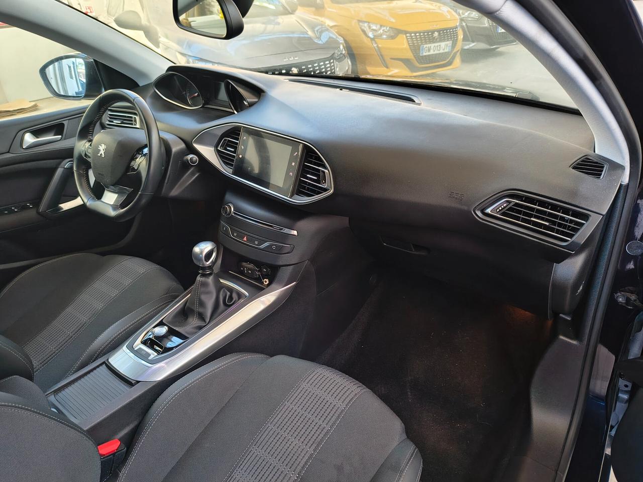 Peugeot 308 PureTech Turbo 130 S&S Allure