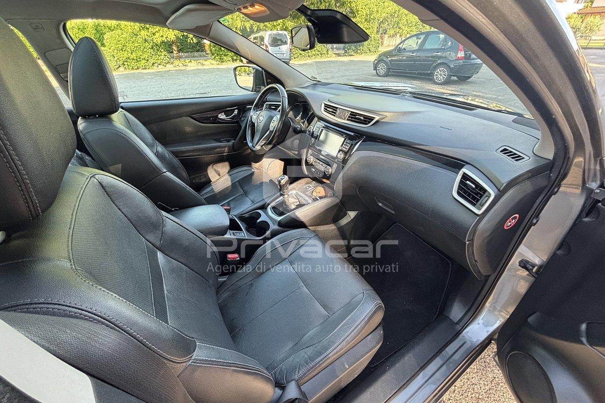 NISSAN Qashqai 1.6 dCi 2WD Acenta Premium