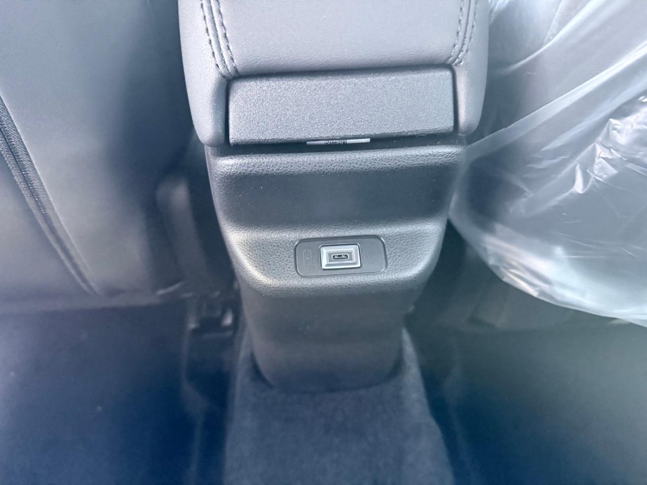 Jeep Avenger 1.2 turbo e-hybrid mhev Summit fwd 110cv edct6