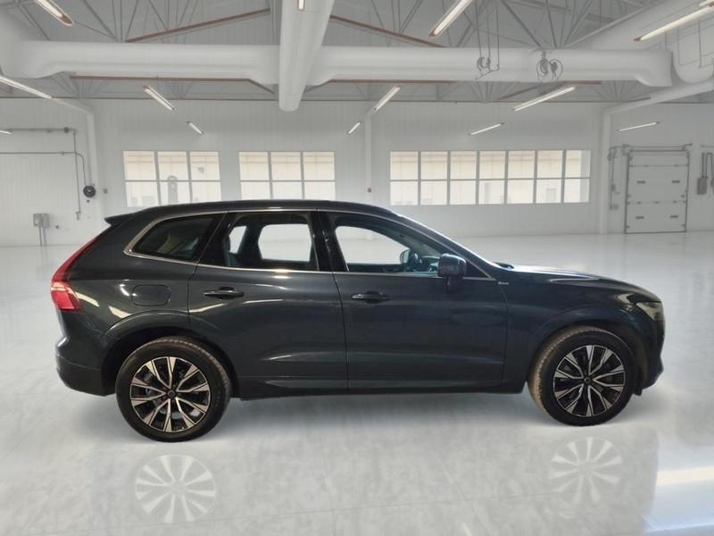VOLVO XC60 B4 D AWD AUTOMATICO CORE SUV